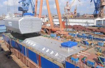 中国首制江海直达型LNG加注运输船进入系统安装调试新阶段